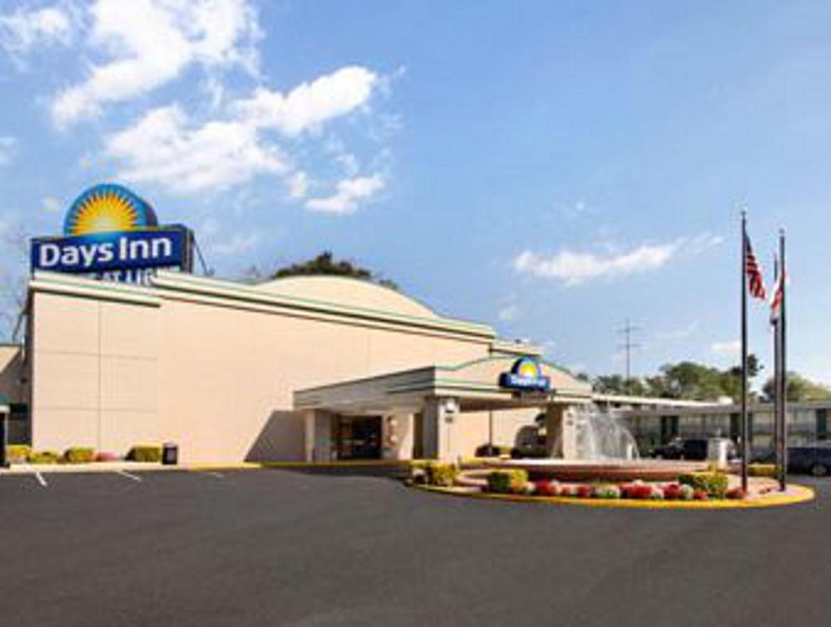 Days Inn By Wyndham Washington Dc/Gateway Exterior foto